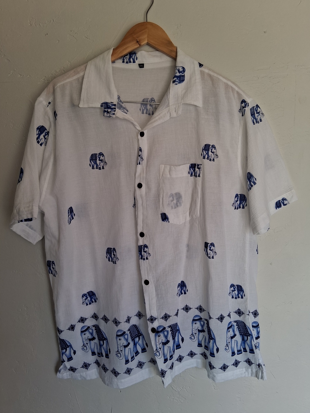 Blue Elephant Print Button Up Shirt XXL Boho Beach Resort Lightweight / Gauzy - Picture 2 of 8